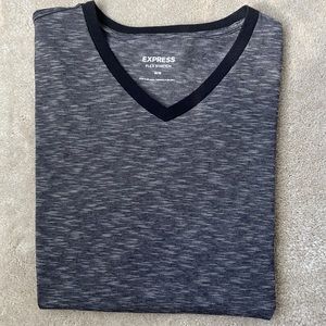 Express T- Shirt